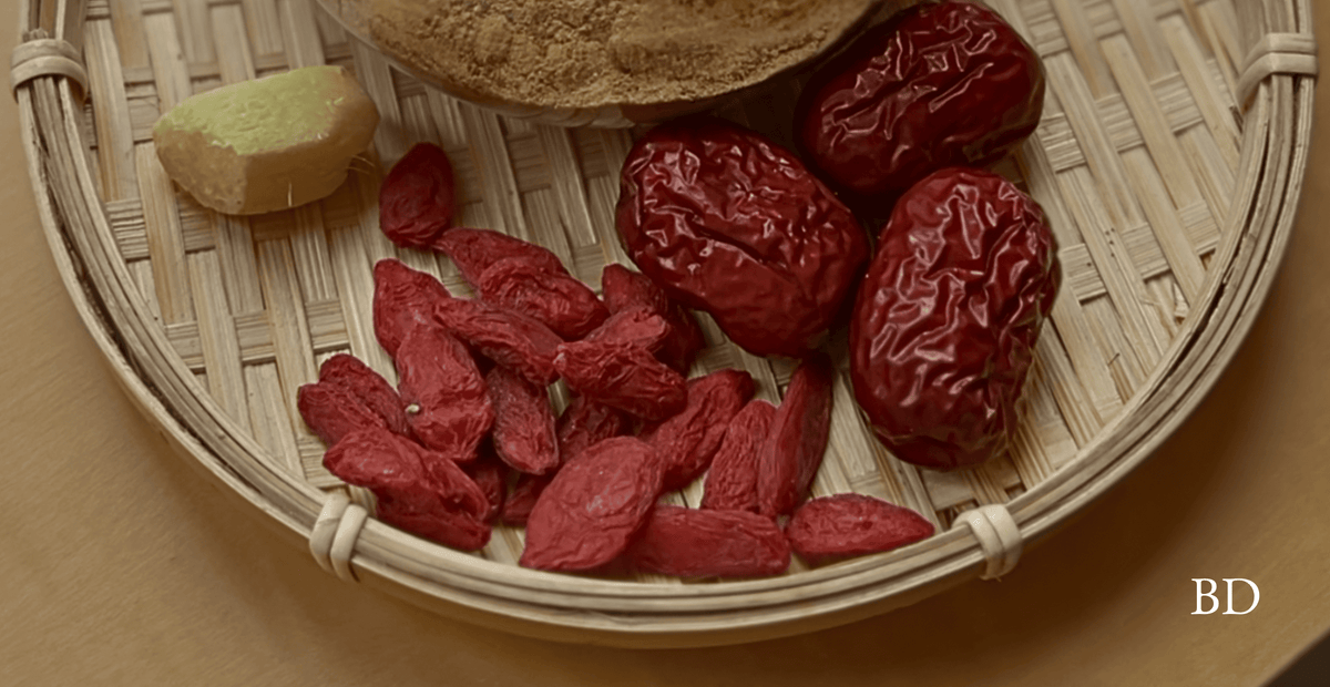 Your Mom’s Cycle Syncing Ginger Tea for Crampy Periods