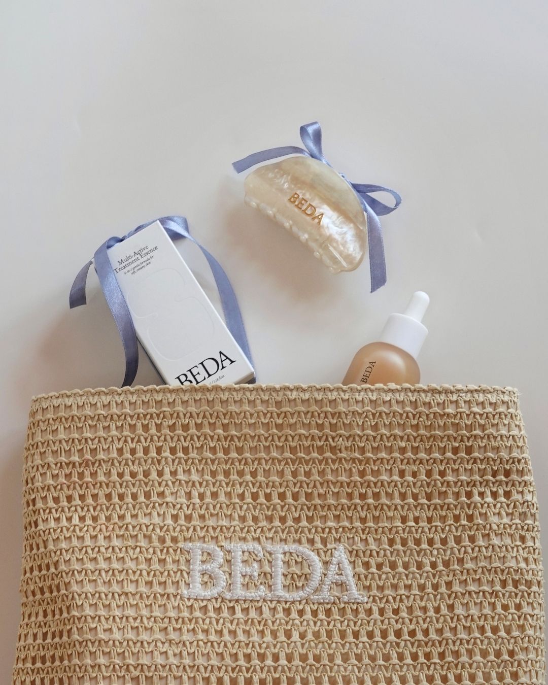 raffia cosmetic travel pouch